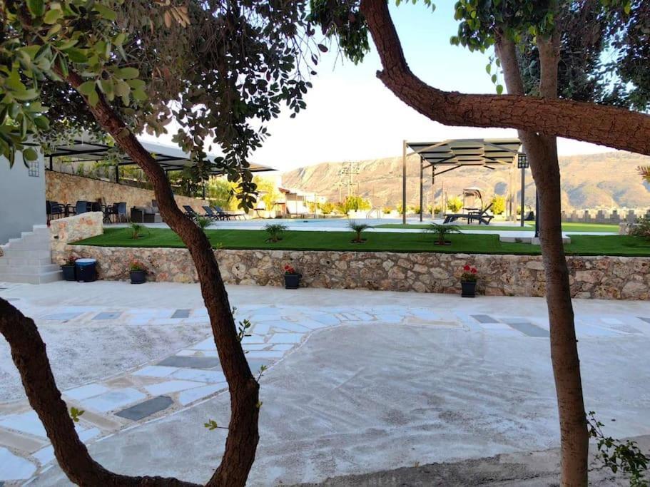 חאניה Nina Apartment מראה חיצוני תמונה