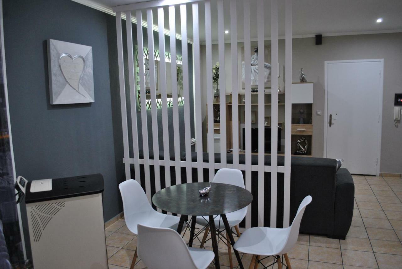 חאניה Nina Apartment מראה חיצוני תמונה